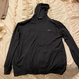TravisMathew light weight full zip jackets size large